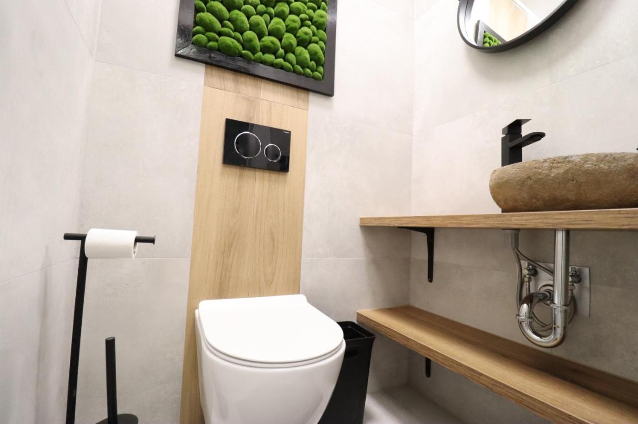 Mbv28 Apartments โปปรัด ภายนอก รูปภาพ